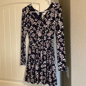 Long sleeve Aeropostale dress. Flowery print